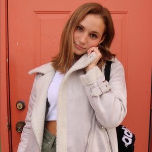 Meet your Posher, Cameron